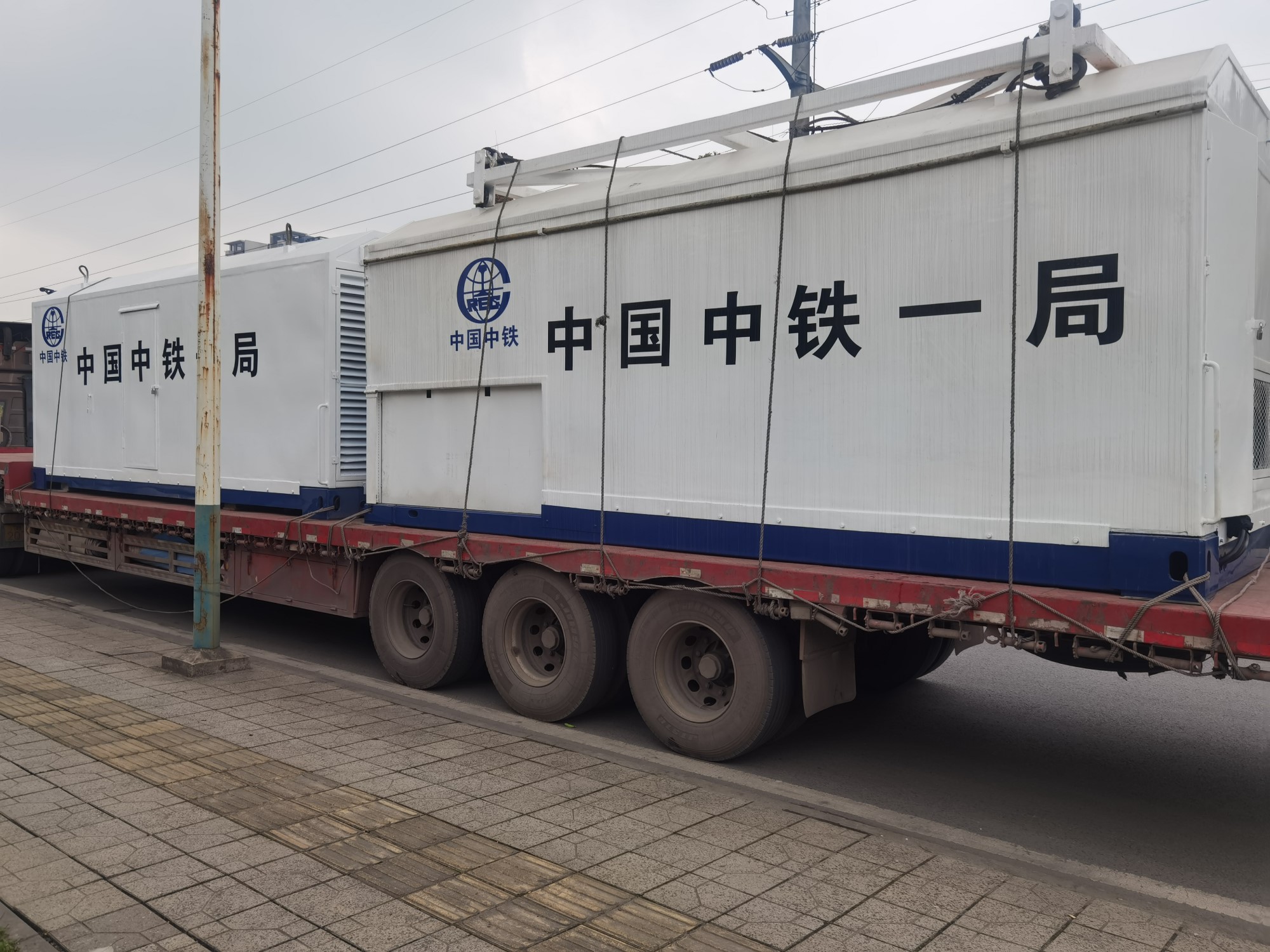 20210405中鐵一局焊機發(fā)貨.jpg